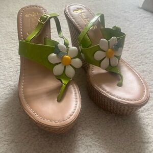 New- Miss Trish for Target daisy wedges